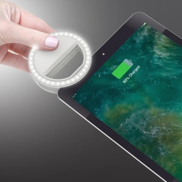 *SALE* Soar Clip on Selfie Ring Light - Picture 7 of 15